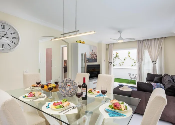 וילה Villa Costa Adeje אדחה