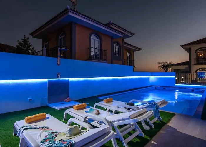 וילה Villa Costa Adeje *