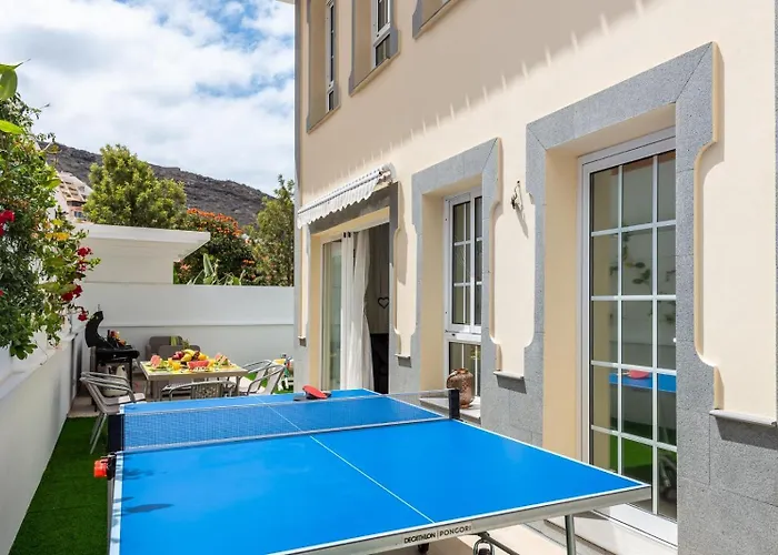 Villa Costa Adeje וילה אדחה